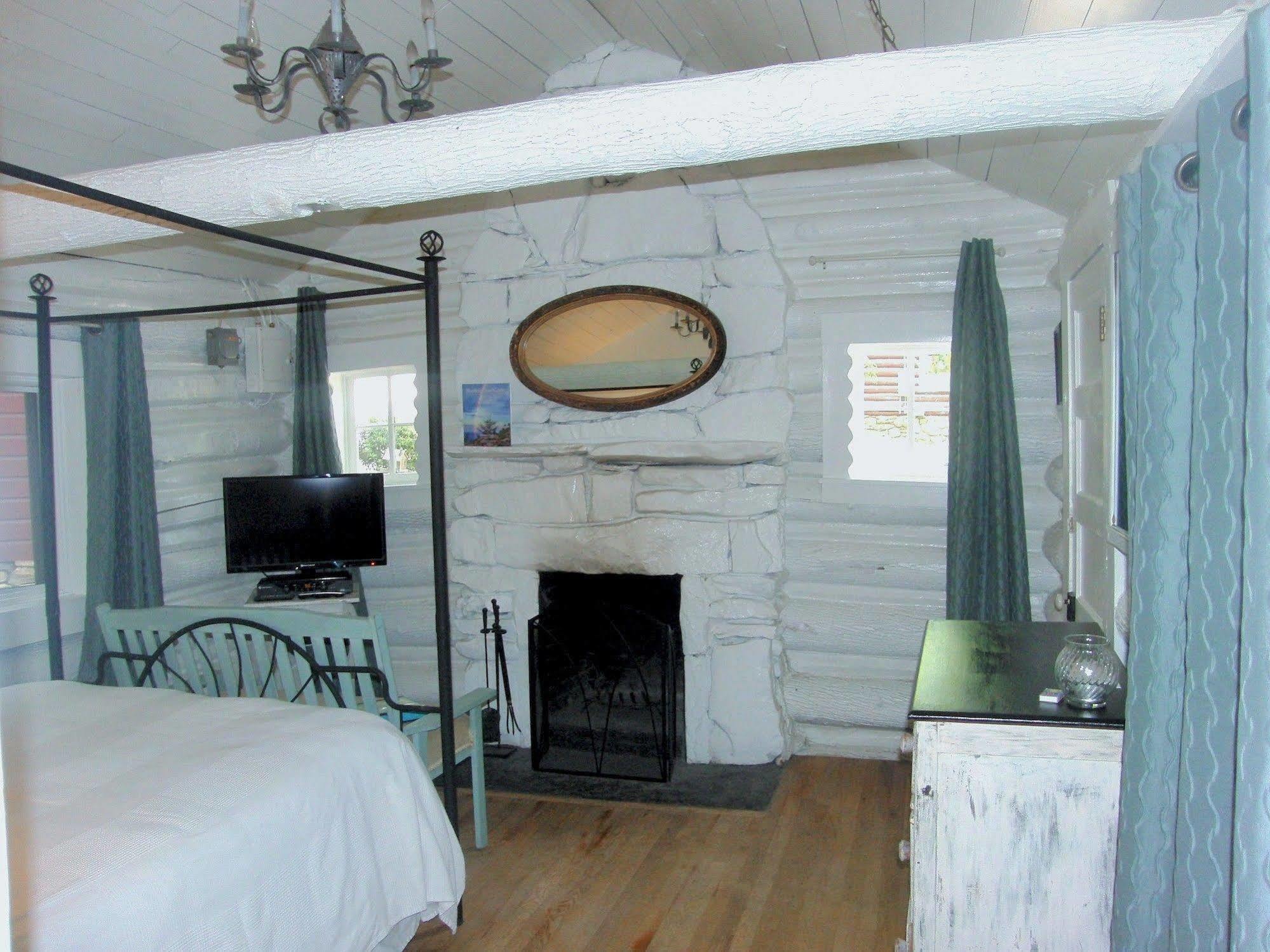 The Pines Cottages Woodfin Exterior foto